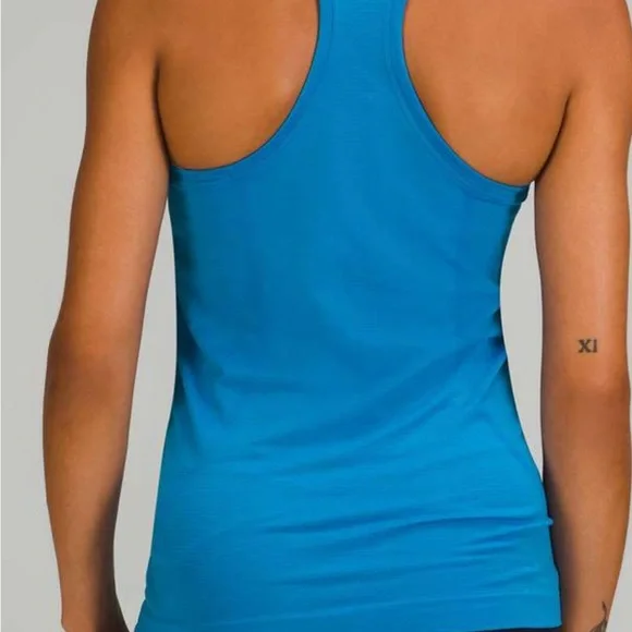 Lululemon Swiftly Racerback Tank Size 12 Poolside Blue - Picture 2 of 8